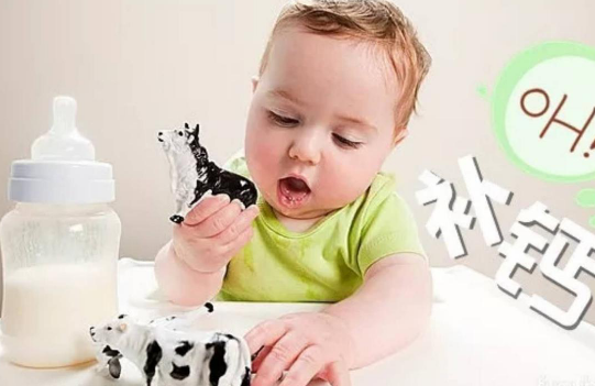 小儿补钙是该用葡萄糖酸钙还是碳酸钙？