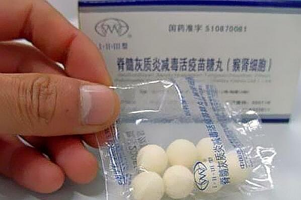 小儿麻痹是吃糖丸好还是打针好