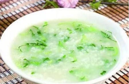 你家孩子湿气重吗？夏天如何给孩子祛湿？