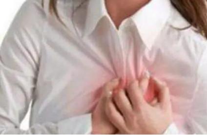 乳房大更易患乳腺癌？这5大入侵信号你都知道吗？