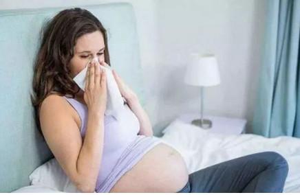 孕妇感冒对胎儿有什么影响？孕妇感冒应该如何食疗？