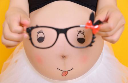 怀孕后，隐形眼镜能不戴就别戴！