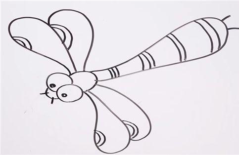 可爱昆虫蜻蜓简笔画的画法