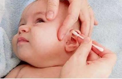 宝宝得了中耳炎症状，宝宝中耳炎怎么治疗