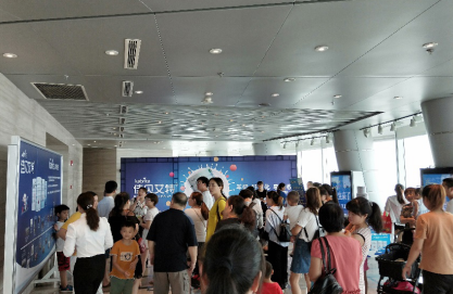 佳贝艾特“医生来了”粉丝见面会火爆郑州，现场暖心分享育儿常识