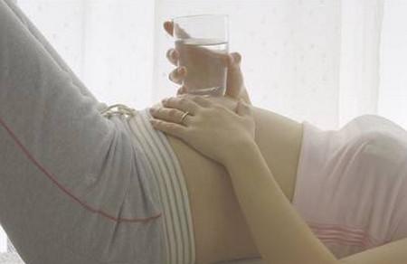 孕妇不能喝什么水？