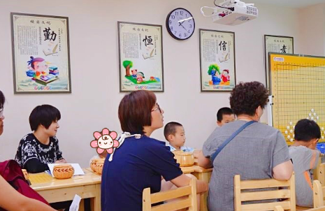 承脉儿童健康管理中心 “手”护宝宝成长