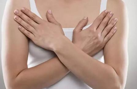 乳腺癌乳腺增生乳房下垂的原因 是文胸惹的祸吗