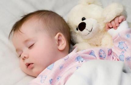 宝宝各个月的睡眠时间