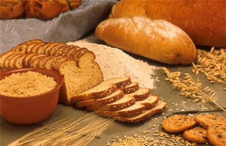 早餐吃全麦面包可以减肥吗 全麦面包真的能减肥吗？