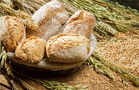 全麦面包减肥食谱 这样吃面包保证瘦