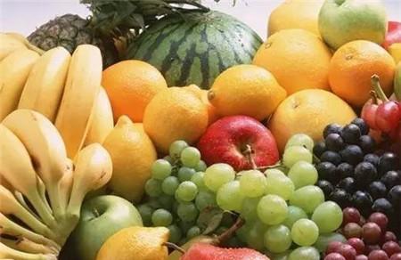 水果代替晚餐能减肥么 水果当晚餐吃真的会瘦吗？