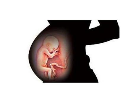 造成胎儿畸形的原因有哪些