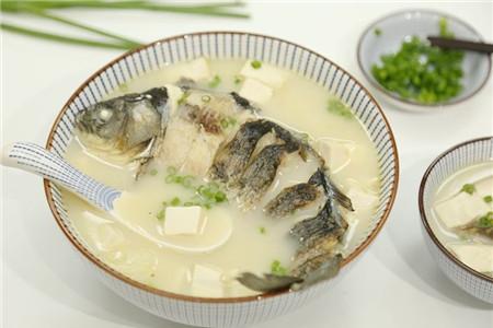 鲫鱼豆腐汤减肥吗 鲫鱼豆腐汤真的能减肥吗？