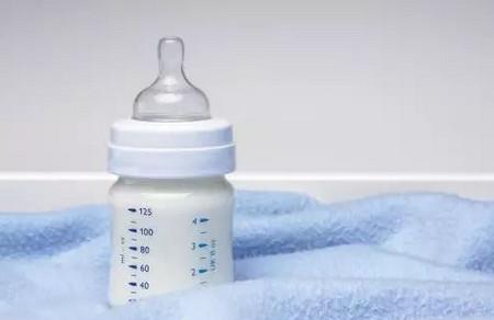 宝宝奶瓶使用注意事项 奶瓶竟然还有这些危害