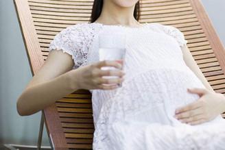 孕妇口干舌燥怎么回事？吃什么食物好