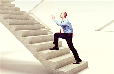 怎么爬楼梯减肥效果好 这样爬楼梯瘦身超快！