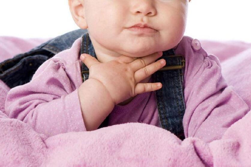 小儿扁桃体炎推拿按摩手法图解