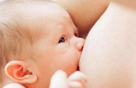 母乳喂养有哪些误区？