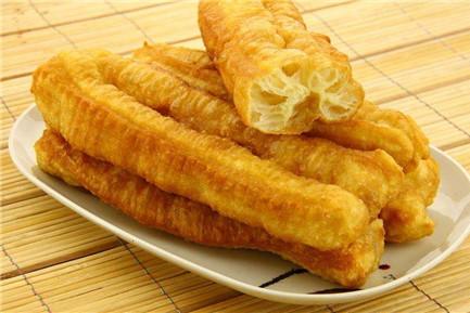 减肥早上可以吃油条吗 油条真的很容易胖吗？