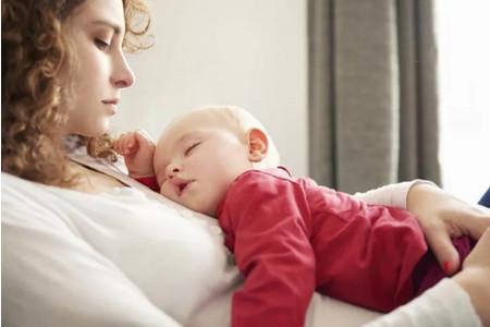 宝宝频繁吃夜奶怎么办