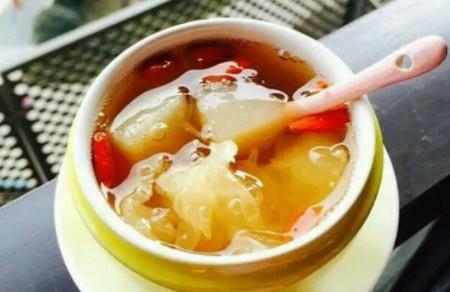 宝宝咳嗽有痰吃什么好的快