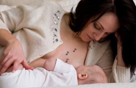 早产儿母乳喂养需要注意什么
