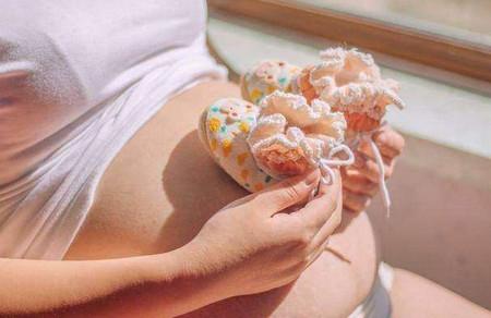 备孕及孕期多吃这些食物会影响胎儿的发育