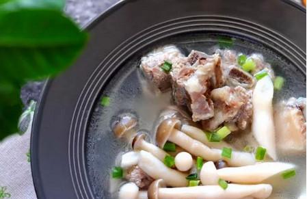4碗适合这个季节给孩子喝的汤