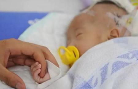 宝宝吃不完的母乳，爸爸可以吃吗？