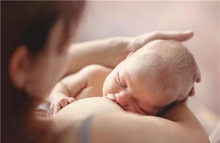 乳头内陷怎么给新生儿喂奶
