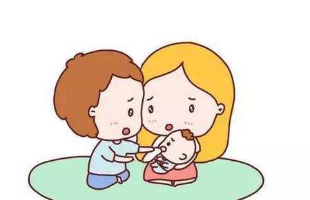 新生儿的尿布出现血的原因