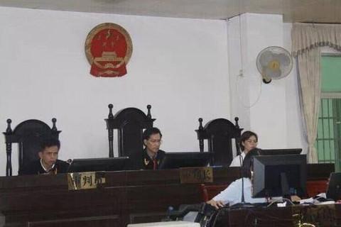 男子酒后暴力抱摔踢踹3名儿童致伤 被判刑5