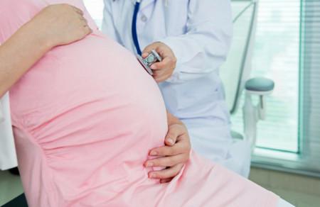 孕晚期胎心监护多久做一次