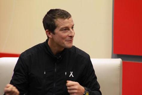 野外生存探险专家贝尔•格里尔斯：女孩也能去