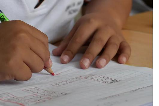 40%小学生近视！这4件事最容易让孩子变成近视眼！