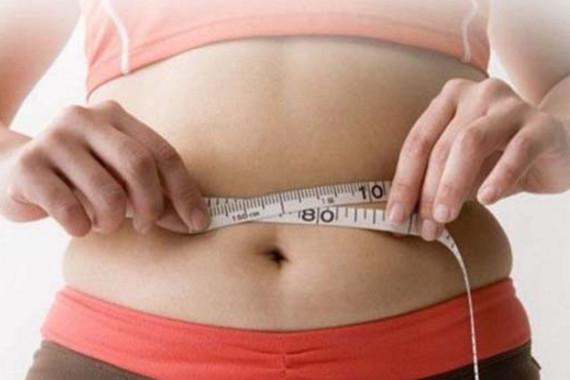 产后喂奶真的会瘦？做好这两点，告别产后圆滚滚的身材