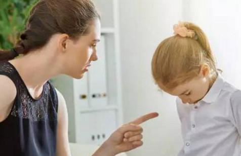 家里条件再不好，也不能穷了孩子这3样东西