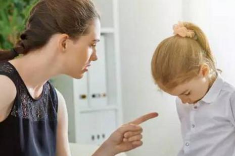 家里条件再不好，也不能穷了孩子这3样东西