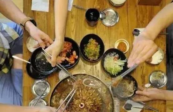 再好的名校，也比不上这样的父母！这张图已火爆全国！