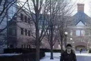 “伯克利妈妈”控诉中国孩子在名校血泪史，藤校减招还有理了？