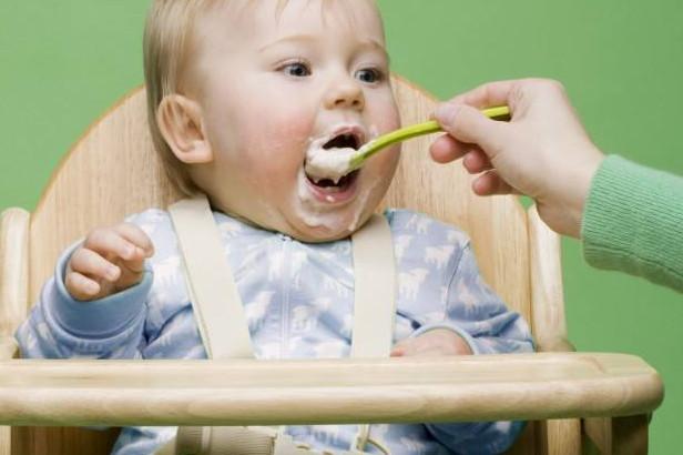 别再diss隔代育儿了，老人带孩子的好处也不少