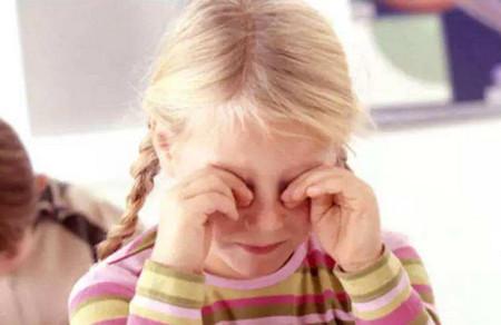 如何预防季节性过敏性结膜炎?