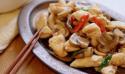蚝油蘑菇炒鸡丁 软滑柔嫩的下饭料理