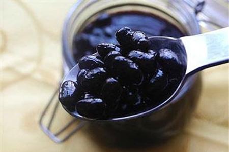 黑豆怎么吃对卵巢好 黑豆这样吃才有效