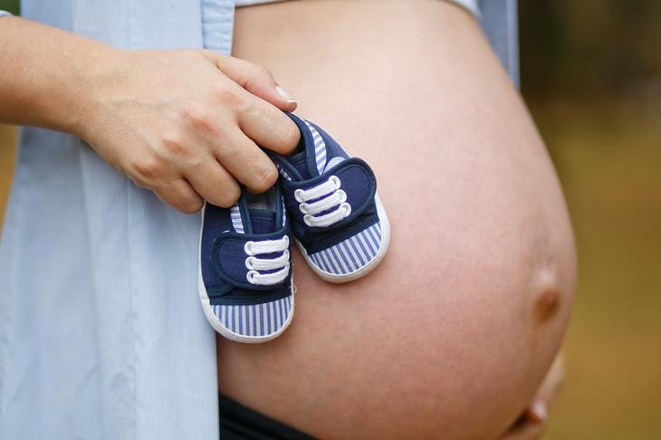 孕妈妈腰身圆润是生男孩的特征？过度圆润当心这些疾病！