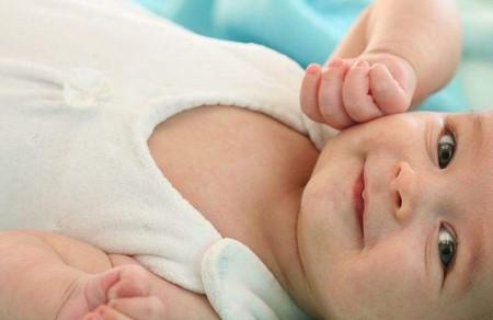 新生儿出生有黄疸的原因