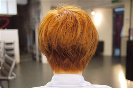 备孕期间男性能不能染头发 染头发真的会致畸吗？