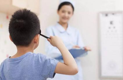 孩子弱视的表现有哪些