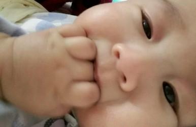 孩子吃手改不掉该怎么办